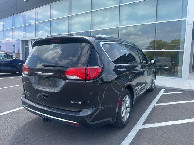 used 2018 Chrysler Pacifica car, priced at $17,847