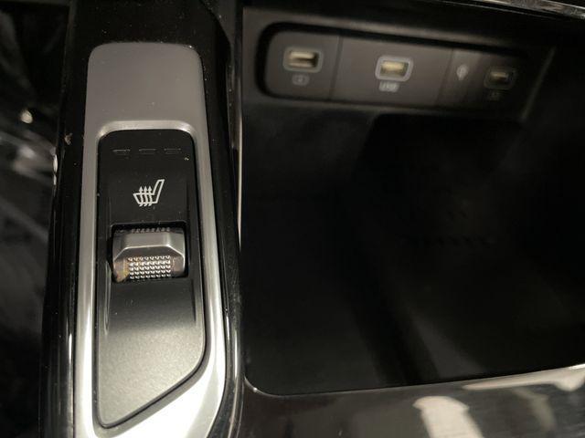 used 2022 Kia Sorento Plug-In Hybrid car, priced at $24,558