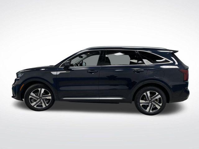 used 2022 Kia Sorento Plug-In Hybrid car, priced at $24,558