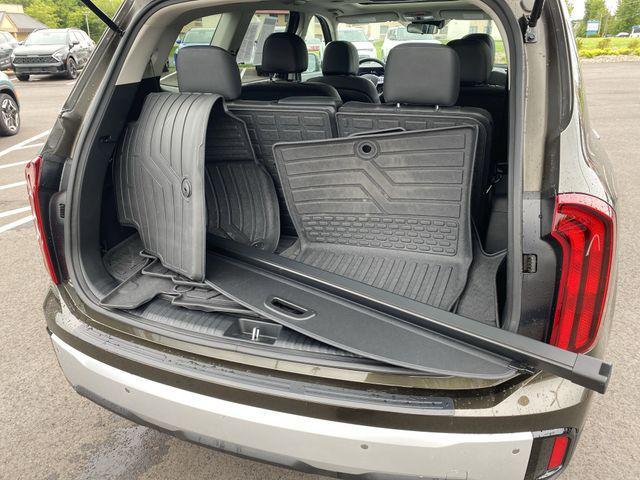 used 2024 Kia Telluride car, priced at $37,759