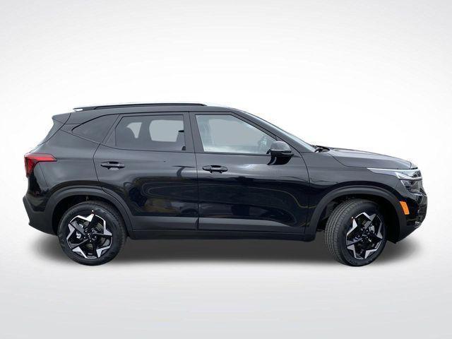 new 2025 Kia Seltos car, priced at $27,237