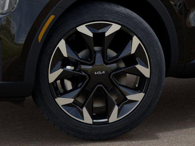 new 2025 Kia Sorento car, priced at $40,879