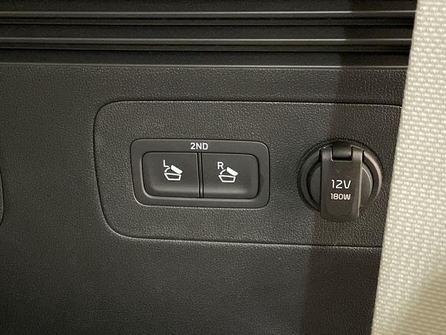 used 2023 Kia Sorento Plug-In Hybrid car, priced at $33,541