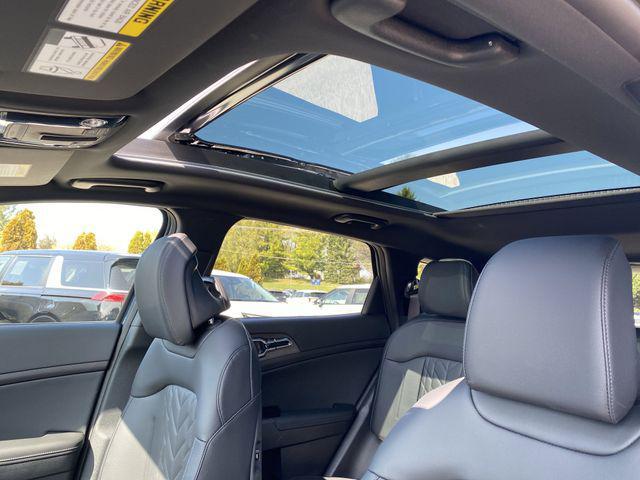 new 2025 Kia Sportage car, priced at $45,139