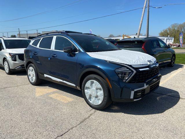 new 2025 Kia Sportage car, priced at $45,139