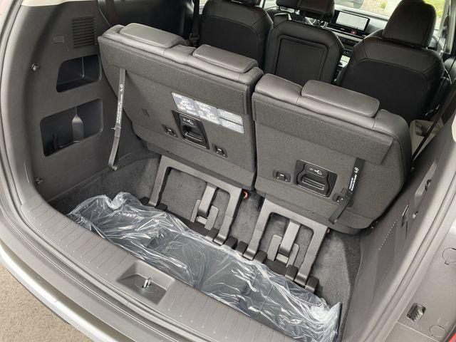 new 2026 Kia Carnival Hybrid car, priced at $43,002