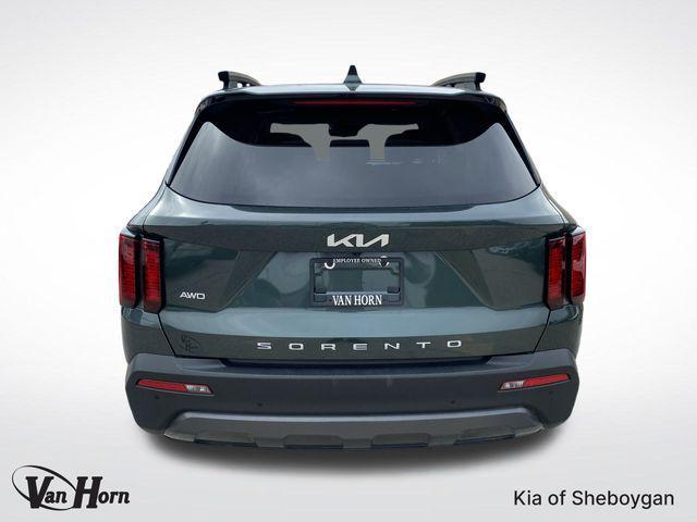 used 2022 Kia Sorento car, priced at $27,558