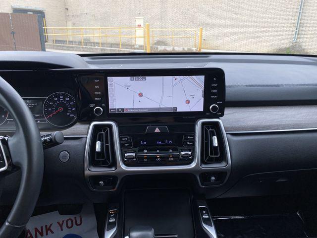 used 2022 Kia Sorento car, priced at $25,478