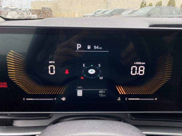 new 2025 Kia Carnival car, priced at $37,253