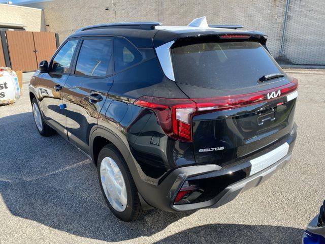 new 2025 Kia Seltos car, priced at $28,125