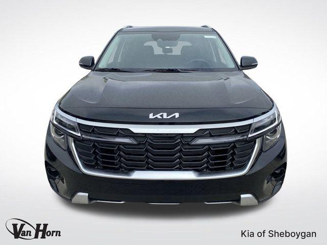 new 2025 Kia Seltos car, priced at $27,688