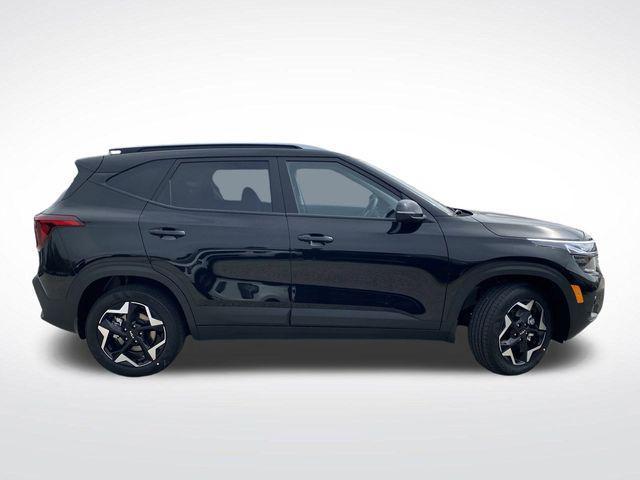 new 2025 Kia Seltos car, priced at $27,688