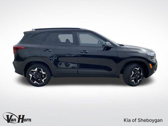 new 2025 Kia Seltos car, priced at $27,688