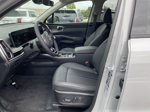 new 2025 Kia Sorento car, priced at $42,232