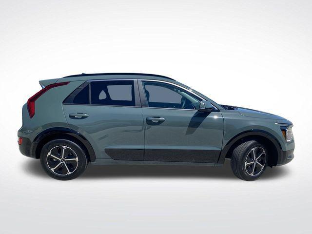 new 2025 Kia Niro car, priced at $33,165