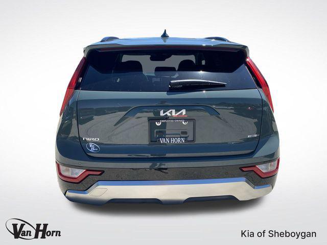new 2025 Kia Niro car, priced at $33,863