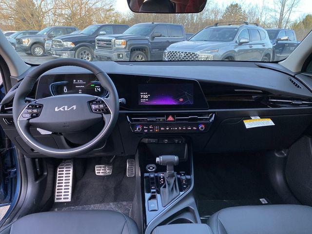 new 2025 Kia Niro car, priced at $32,631