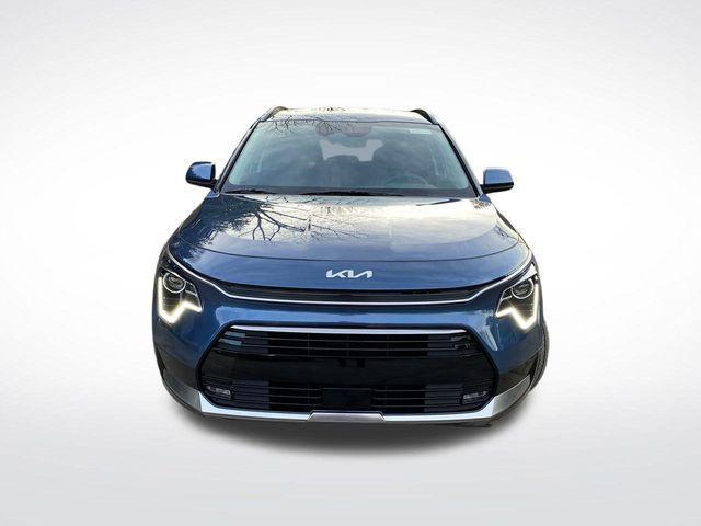 new 2025 Kia Niro car, priced at $30,999