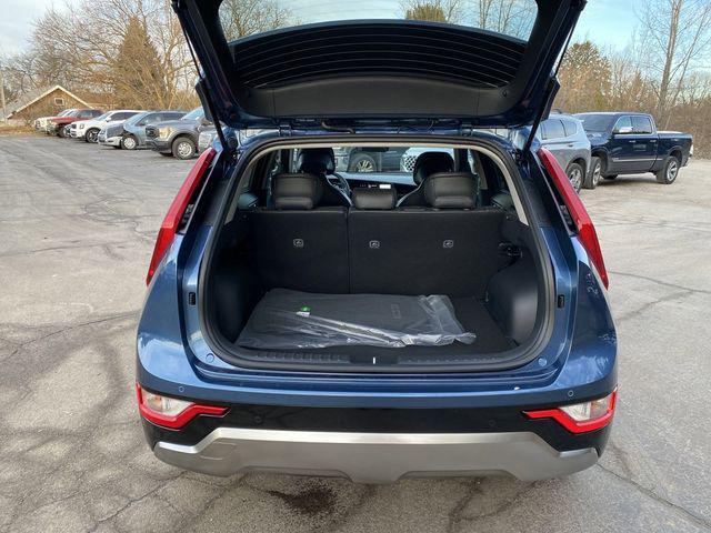 new 2025 Kia Niro car, priced at $30,999