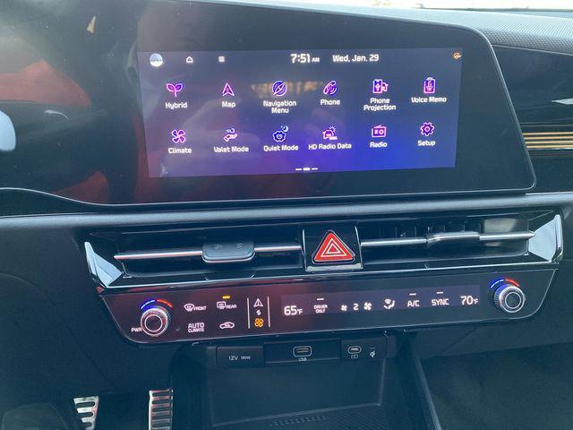 new 2025 Kia Niro car, priced at $32,631