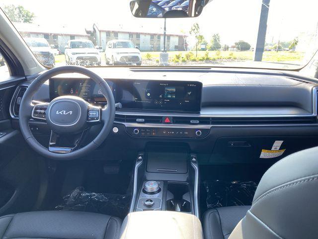 new 2025 Kia Sorento Hybrid car, priced at $42,127