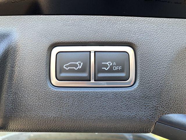 new 2025 Kia Sorento Hybrid car, priced at $42,127