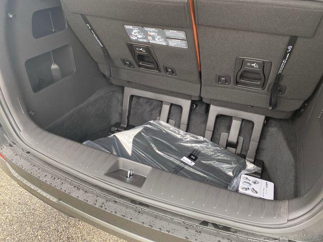 new 2025 Kia Carnival car, priced at $48,059