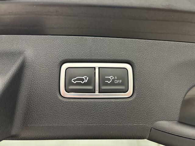 used 2024 Kia Sorento car, priced at $35,269