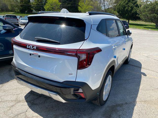 new 2025 Kia Seltos car, priced at $30,586