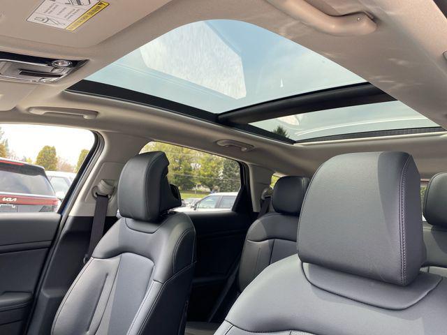 new 2025 Kia Sportage Hybrid car, priced at $34,947