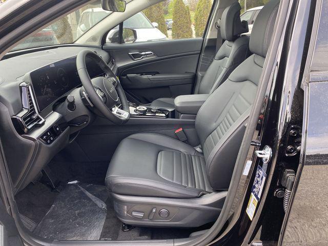 new 2025 Kia Sportage Hybrid car, priced at $38,592