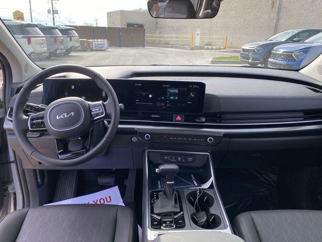 new 2025 Kia Carnival car, priced at $48,412