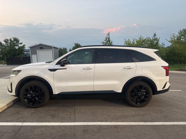 used 2023 Kia Sorento car, priced at $31,390