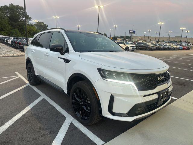 used 2023 Kia Sorento car, priced at $31,390