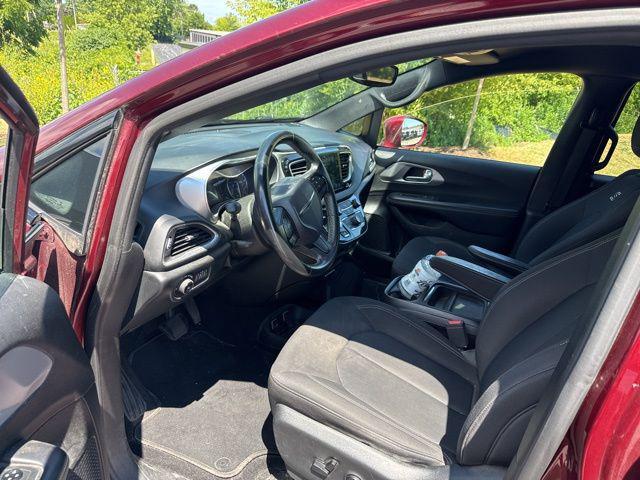 used 2018 Chrysler Pacifica car, priced at $16,969