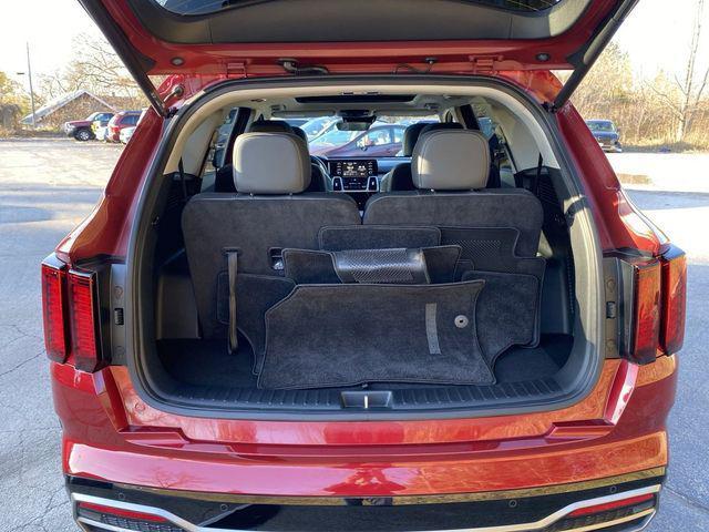 used 2021 Kia Sorento car, priced at $23,555