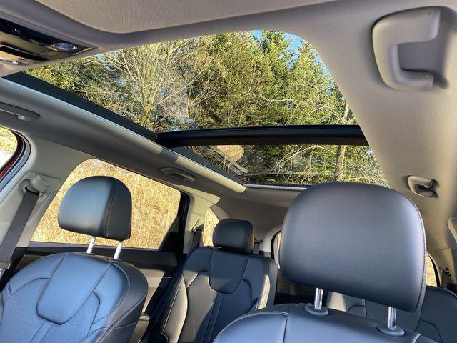 used 2021 Kia Sorento car, priced at $23,555