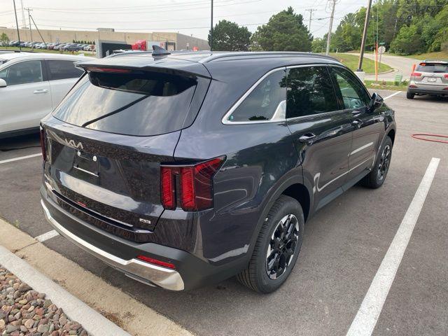 new 2025 Kia Sorento car, priced at $36,436