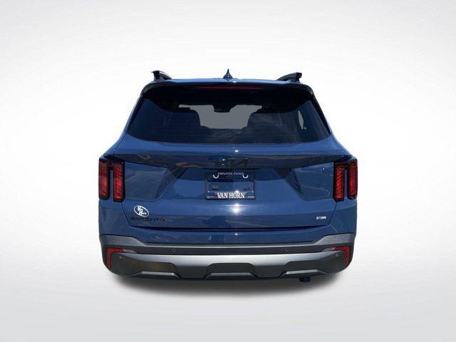 new 2025 Kia Sorento car, priced at $42,175