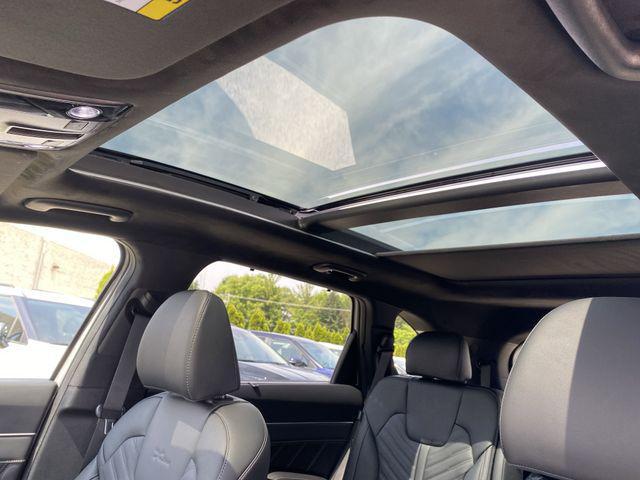 new 2025 Kia Sorento car, priced at $45,897