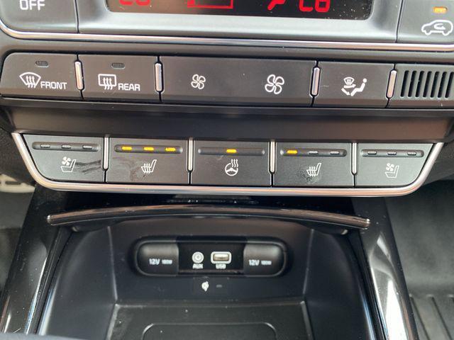 used 2019 Kia Sorento car, priced at $14,641