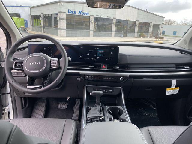 new 2025 Kia Carnival car, priced at $48,416