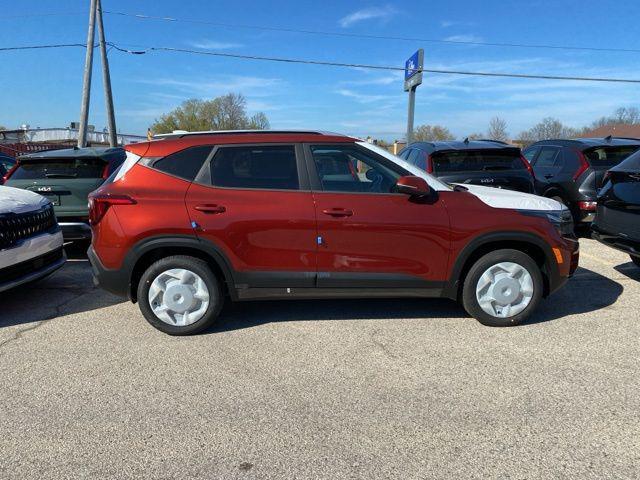 new 2025 Kia Seltos car, priced at $27,667