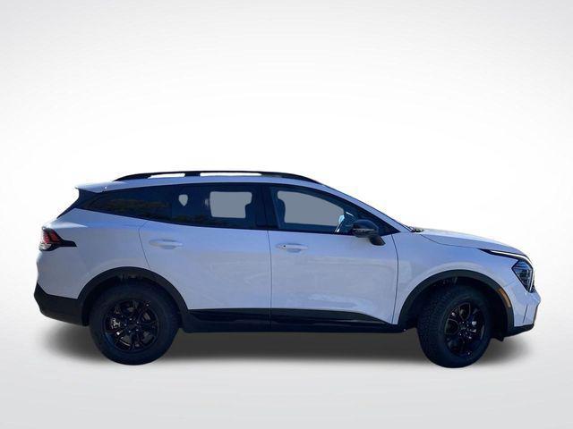 new 2025 Kia Sportage car, priced at $37,258