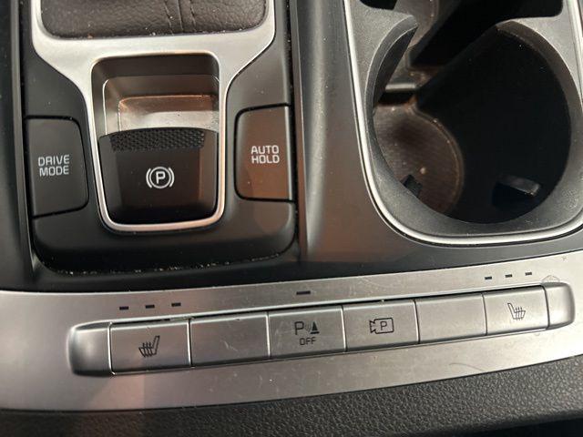 used 2024 Kia Carnival car, priced at $33,342