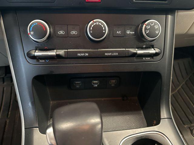 used 2024 Kia Carnival car, priced at $33,342