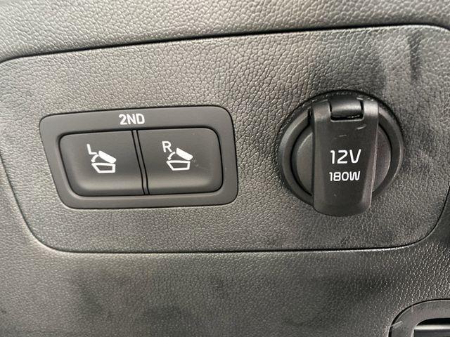 new 2025 Kia Sorento Hybrid car, priced at $38,890