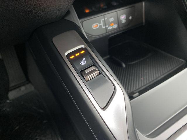 new 2025 Kia Sorento car, priced at $41,856