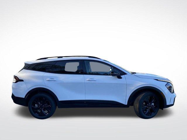 new 2025 Kia Sportage car, priced at $33,226