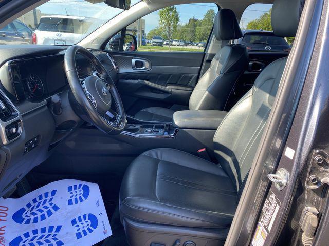 used 2021 Kia Sorento car, priced at $23,222